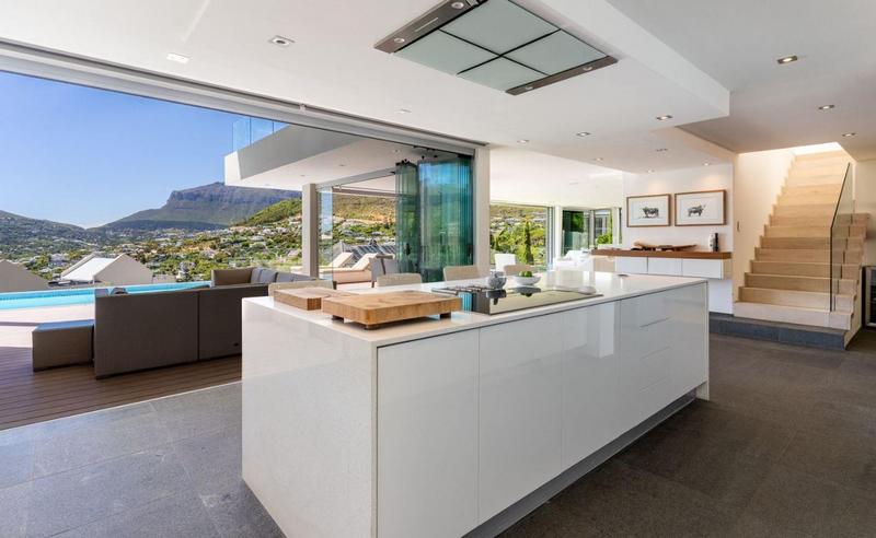 5 Bedroom Property for Sale in Hout Bay Western Cape